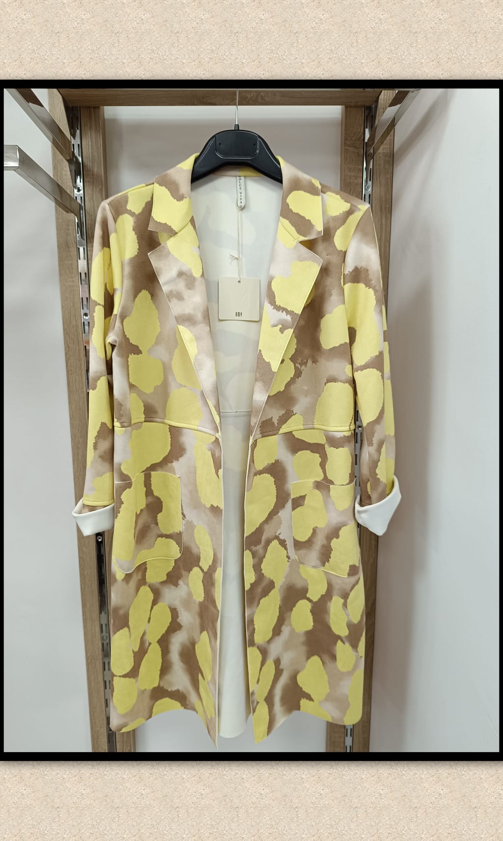 CHAQUETA ANTELINA DIBUJO