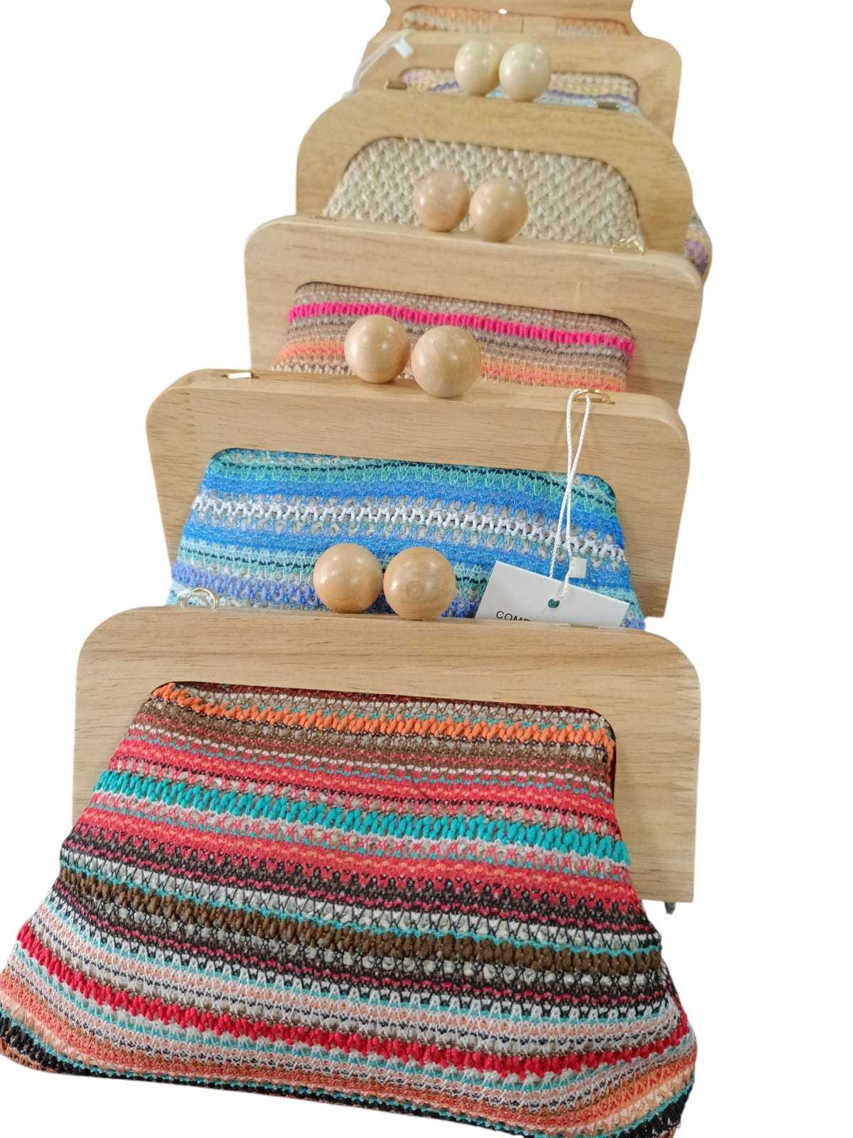 CARTERA MANO RAYITAS