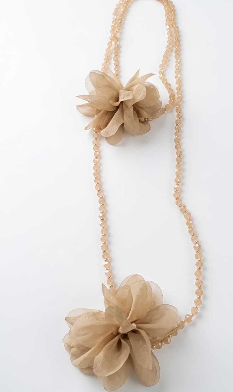 COLLAR FLOR CAMEL 1