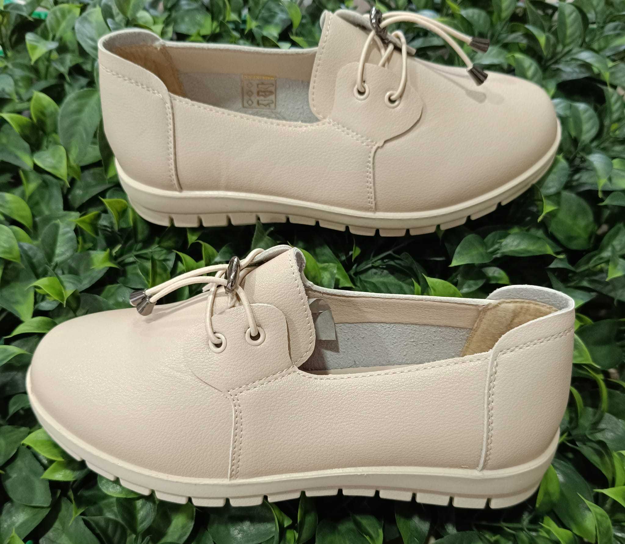 ZAPATOS BEIG CORDONES