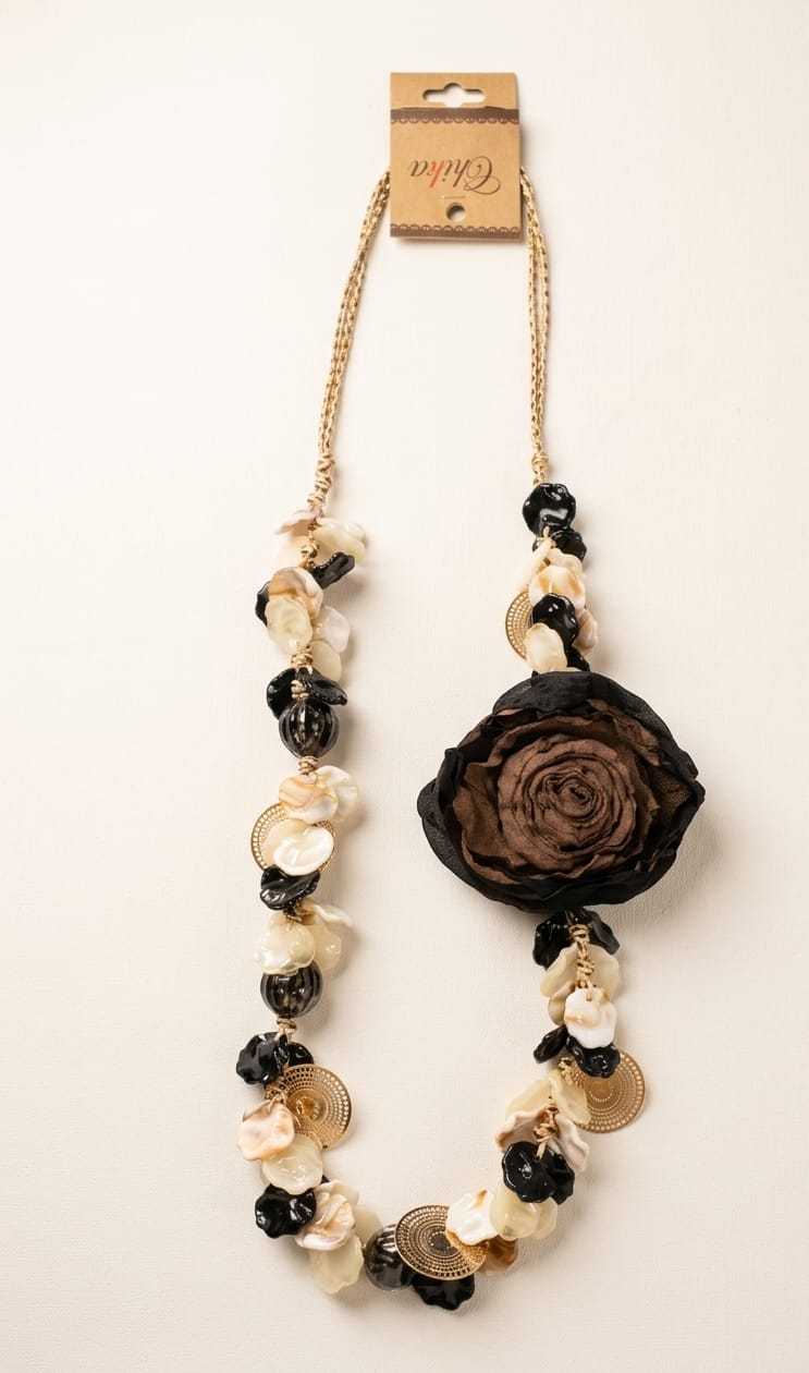 COLLAR FLOR NEGRA 6