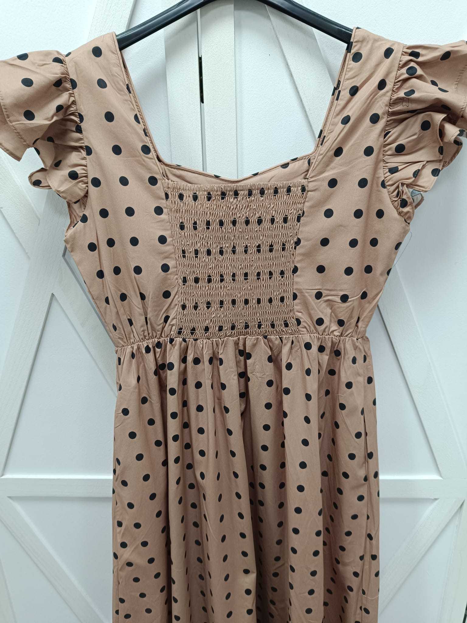 VESTIDO LUNARES 
